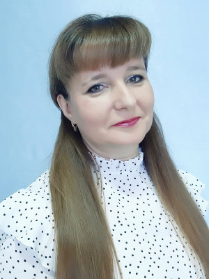 Воспитатель по изобразительной деятельности Слинкина Ольга Михайловна
